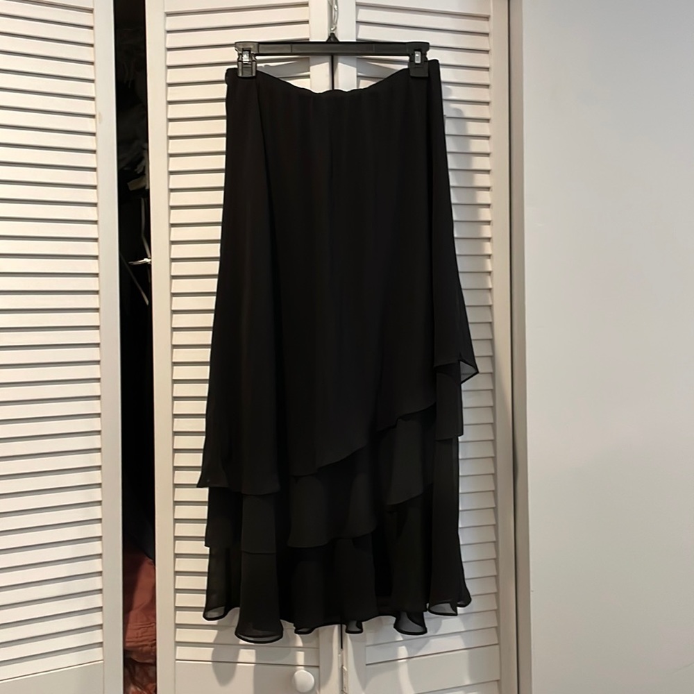 Black Alex Evenings dress. Size Large. Brand new with tags!!